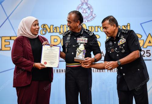 TAN SRI RAZARUDIN HUSAIN