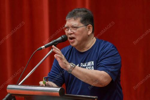 TAN SRI JOHARI ABDUL