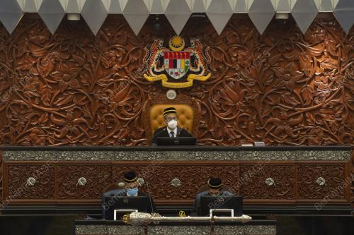 MESYUARAT KHAS PENGGAL KETIGA PARLIMEN KE-14