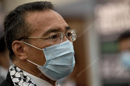 DATUK SERI HISHAMUDDIN TUN HUSSEIN