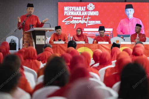 DATUK SERI MOHAMAD HASAN