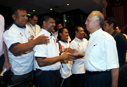 NAJIB TUN RAZAK