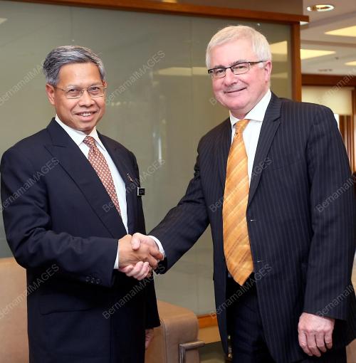 MUSTAPA MOHAMED