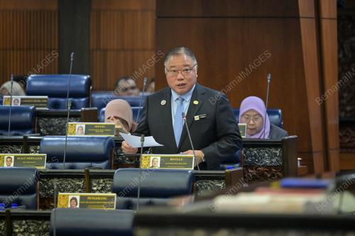 DATUK SERI TIONG KING SING