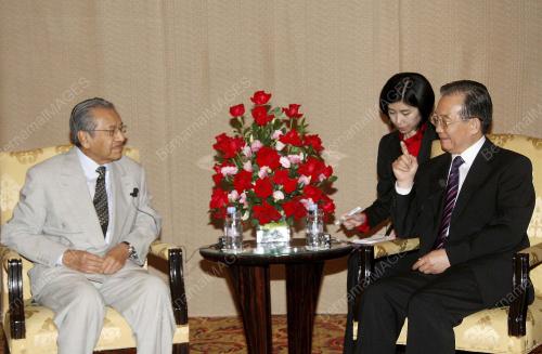 TUN DR MAHATHIR MOHAMMAD