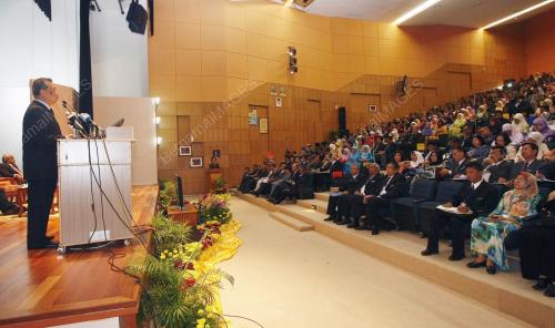 MUHYIDDIN MOHD YASSIN
