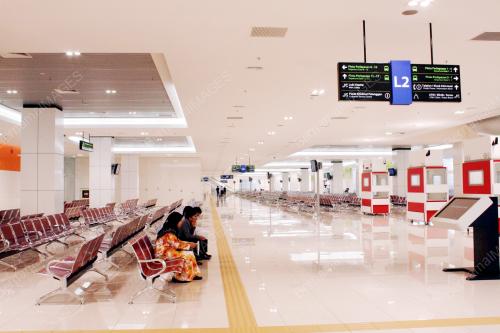 TEMINAL BAS TASIK SELATAN