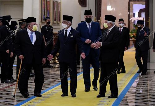 AL-SULTAN ABDULLAH RI'AYATUDDIN AL-MUSTAFA BILLAH SHAH