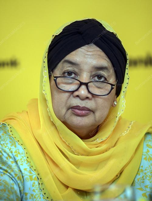 KL15_30082017_MAYBANK_FINANCIAL
