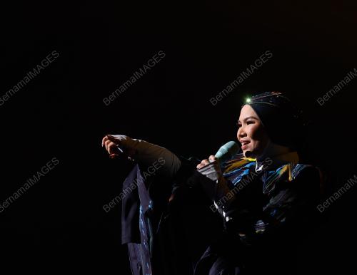 KONSERT JELAJAH AINA ABDUL