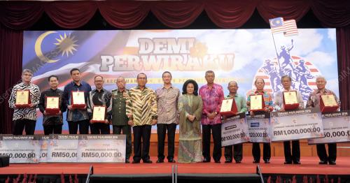 KL15_31072016_PAHLAWAN