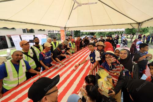 PESTA MERDEKA 2024 TAMAN SERI KERAMAT