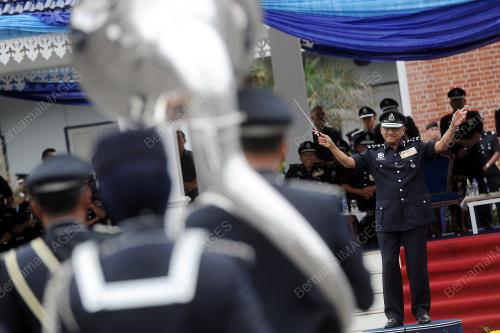KL15_31122015_POLIS