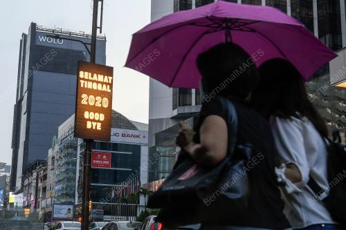 TINJAUAN SAMBUTAN TAHUN BARU 2021