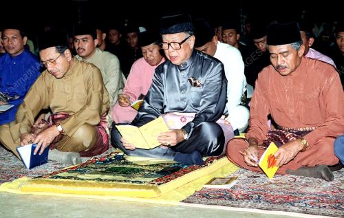 KL16-02_06_2000_AGONG_TAHLIL_08012016