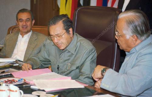 KL16-10_02_2001_MT_19012016