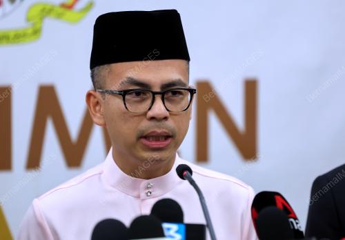 FAHMI FADZIL