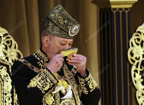 ISTIADAT PERTABALAN YANG DI-PERTUAN AGONG KE-17
