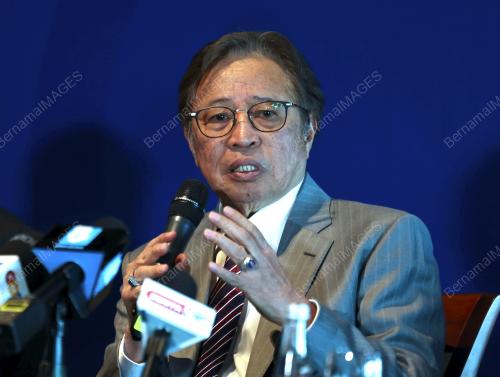 TAN SRI ABANG JOHARI TUN OPENG