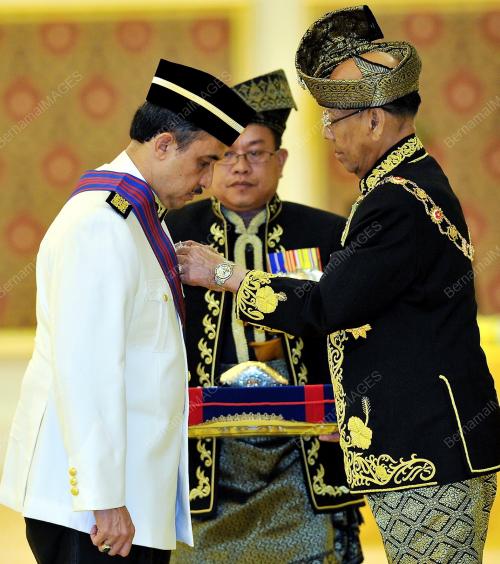 KL16_01062013_AGONG