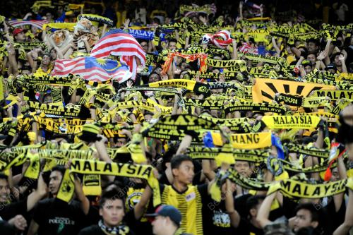 KL16_01122012_AFF_CUP