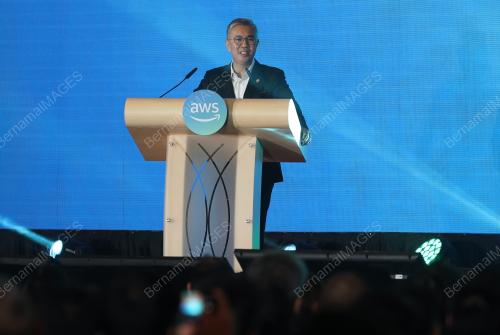 TENGKU DATUK SERI ZAFRUL TENGKU ABDUL AZIZ