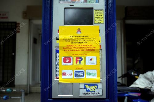 KAEDAH BAYARAN PARKIR MENGGUNAKAN APLIKASI MUDAH ALIH