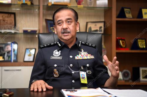 DATUK RAZARUDIN HUSAIN