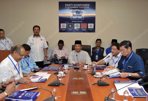 KL16_03022012_UMNO