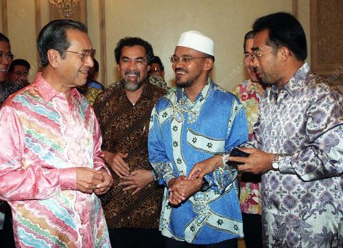 DR MAHATHIR