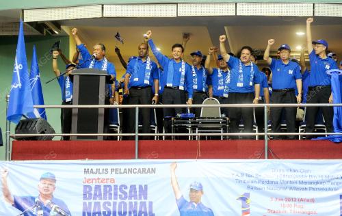 KL16_03062012_TPM_BN_WP