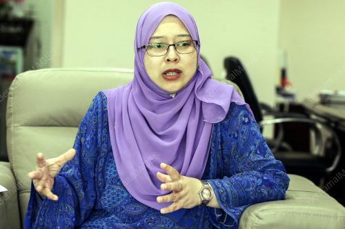KL16_03082016_INTERVIEW_AADK