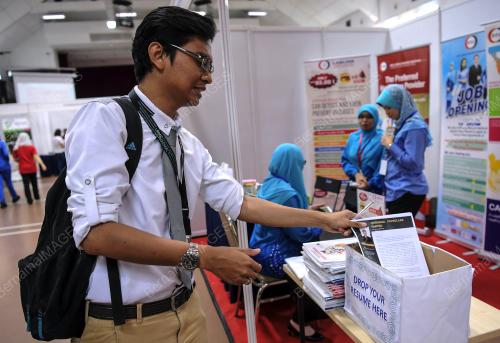 KL16_03102017_UKM