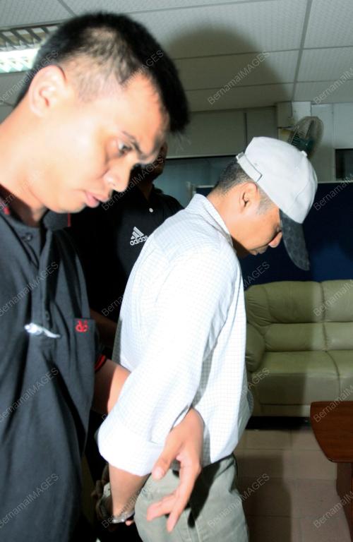 POLIS_TAHAN SUAMI