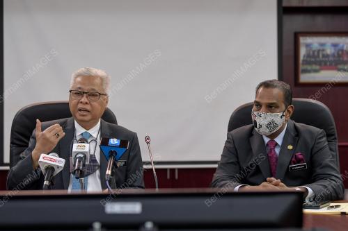DATUK SERI ISMAIL SABRI YAAKOB