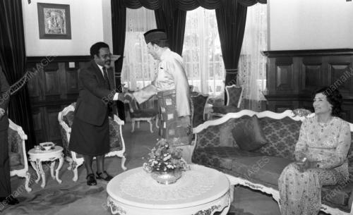 KL16_04022015_MENGHADAP_AGONG