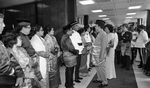 KL16_04022015_PENGURNIAN_BINTANG