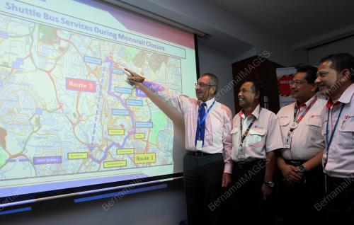 KL16_04042014_MONORAIL
