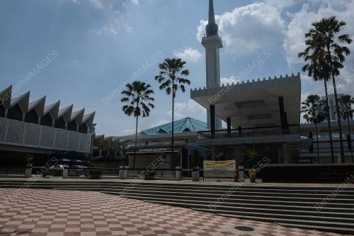 SUASANA MASJID LENGANG
