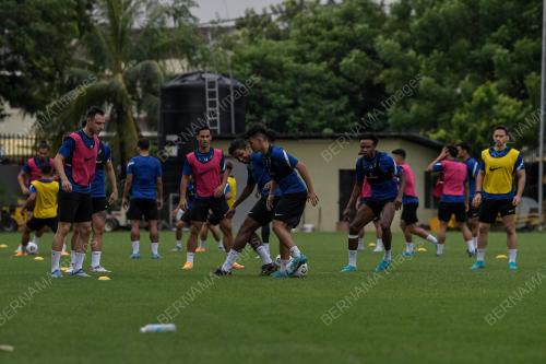 SESI LATIHAN SKUAD HARIMAU MALAYA