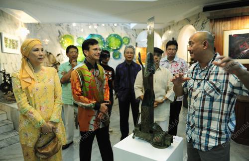 RAJA NONG CHIK RAJA ZAINAL ABIDIN