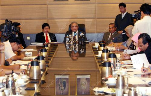 TENGKU ADNAN TENGKU MANSOR