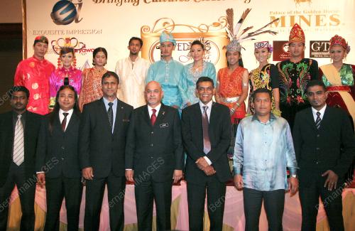 DATUK MAGLIN DENNIS D'CRUZ