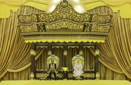 AL-SULTAN ABDULLAH RI'AYATUDDIN AL-MUSTAFA BILLAH SHAH