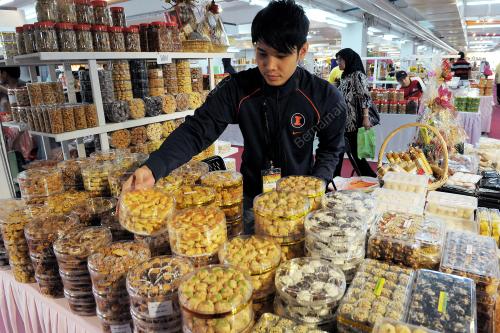 KL16_05082012_BISKUT