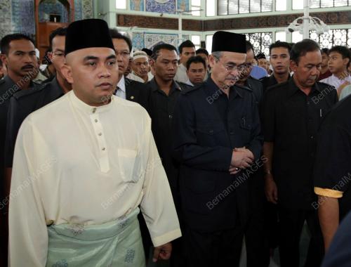 ABDUL SAMAD ISMAIL