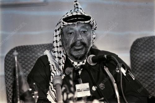 SIDANG AKHBAR YASSER ARAFAT