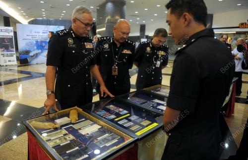 KL16_06042017_POLIS