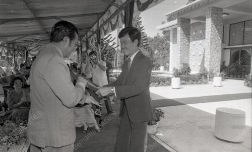 MAHATHIR MOHAMAD
