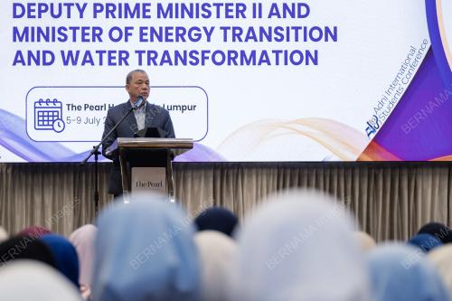 DATUK SERI FADILLAH YUSOF